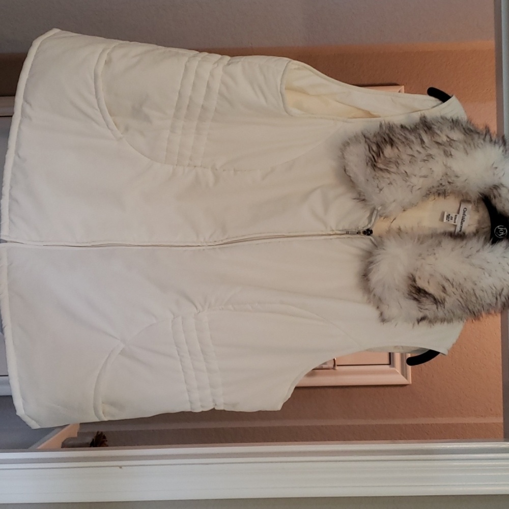 Zip up vest